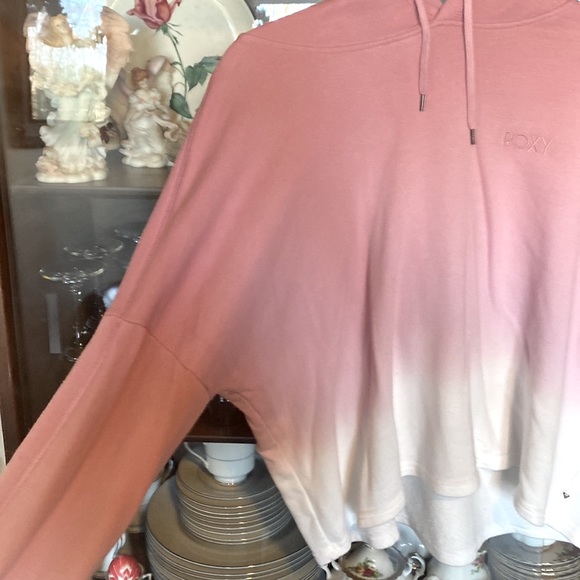 ROXY cropped ombré hoodie with draw strings. - Picture 7 of 13